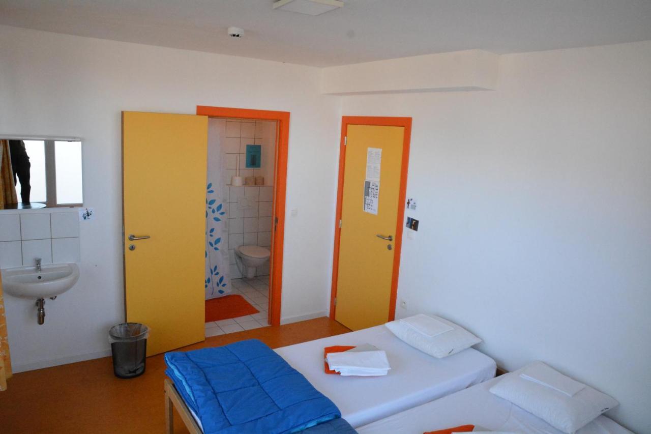Le Fagotin - Youth Hostel Стумон Екстериор снимка