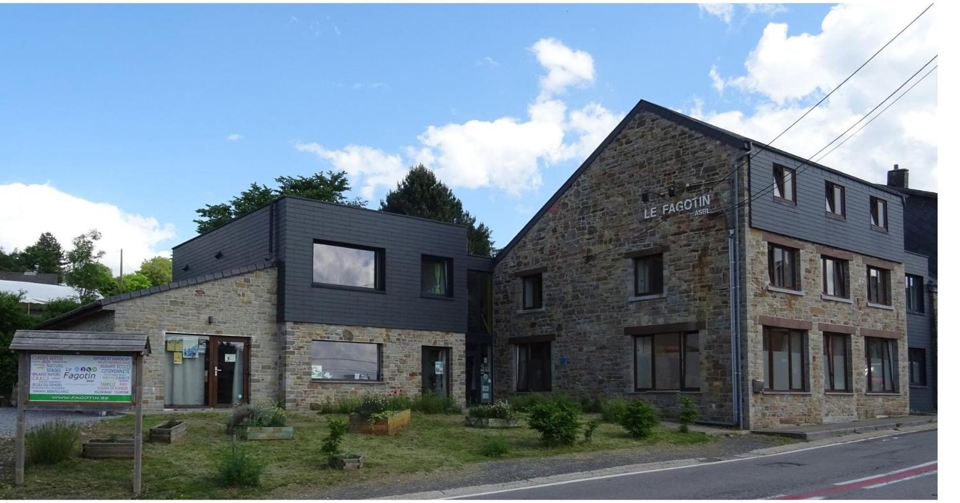 Le Fagotin - Youth Hostel Стумон Екстериор снимка
