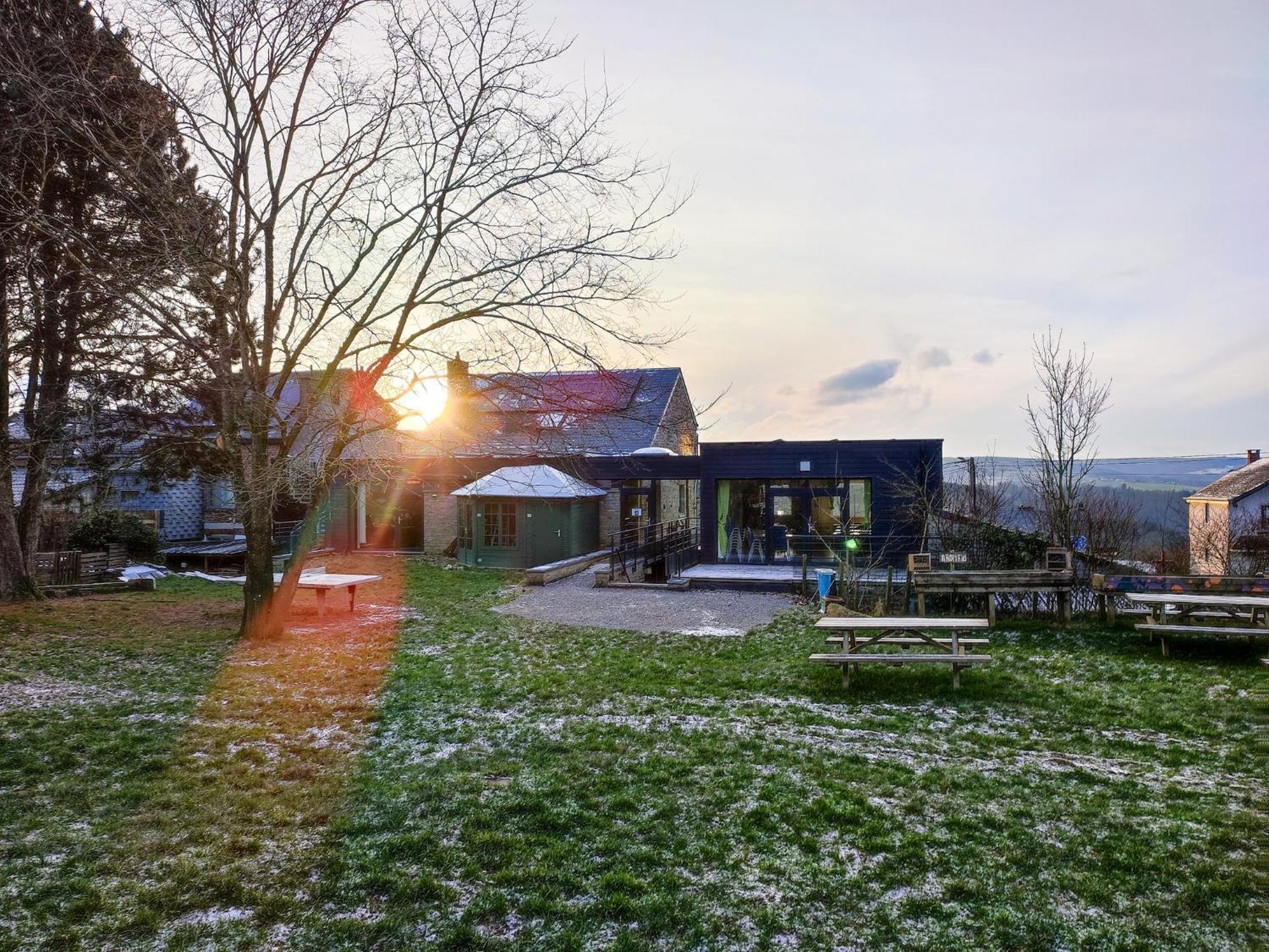 Le Fagotin - Youth Hostel Стумон Екстериор снимка