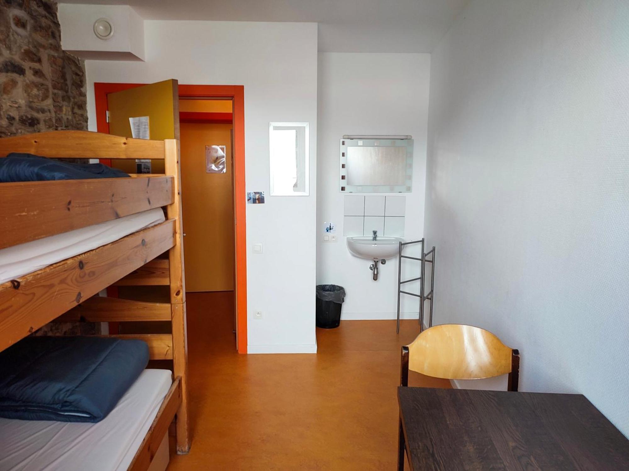Le Fagotin - Youth Hostel Стумон Екстериор снимка