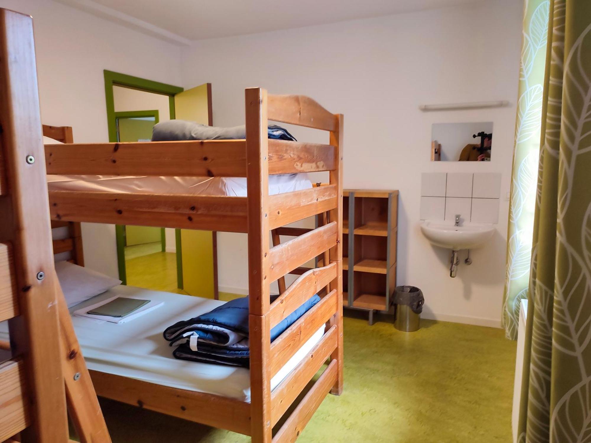 Le Fagotin - Youth Hostel Стумон Екстериор снимка