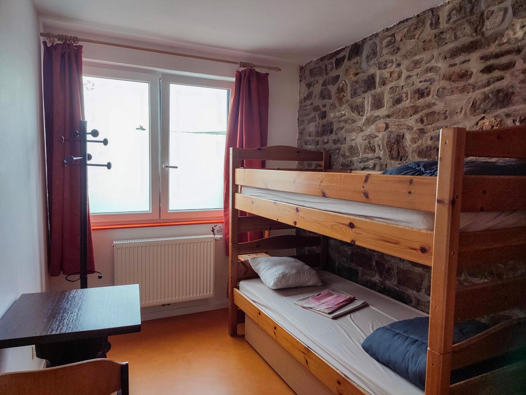 Le Fagotin - Youth Hostel Стумон Екстериор снимка