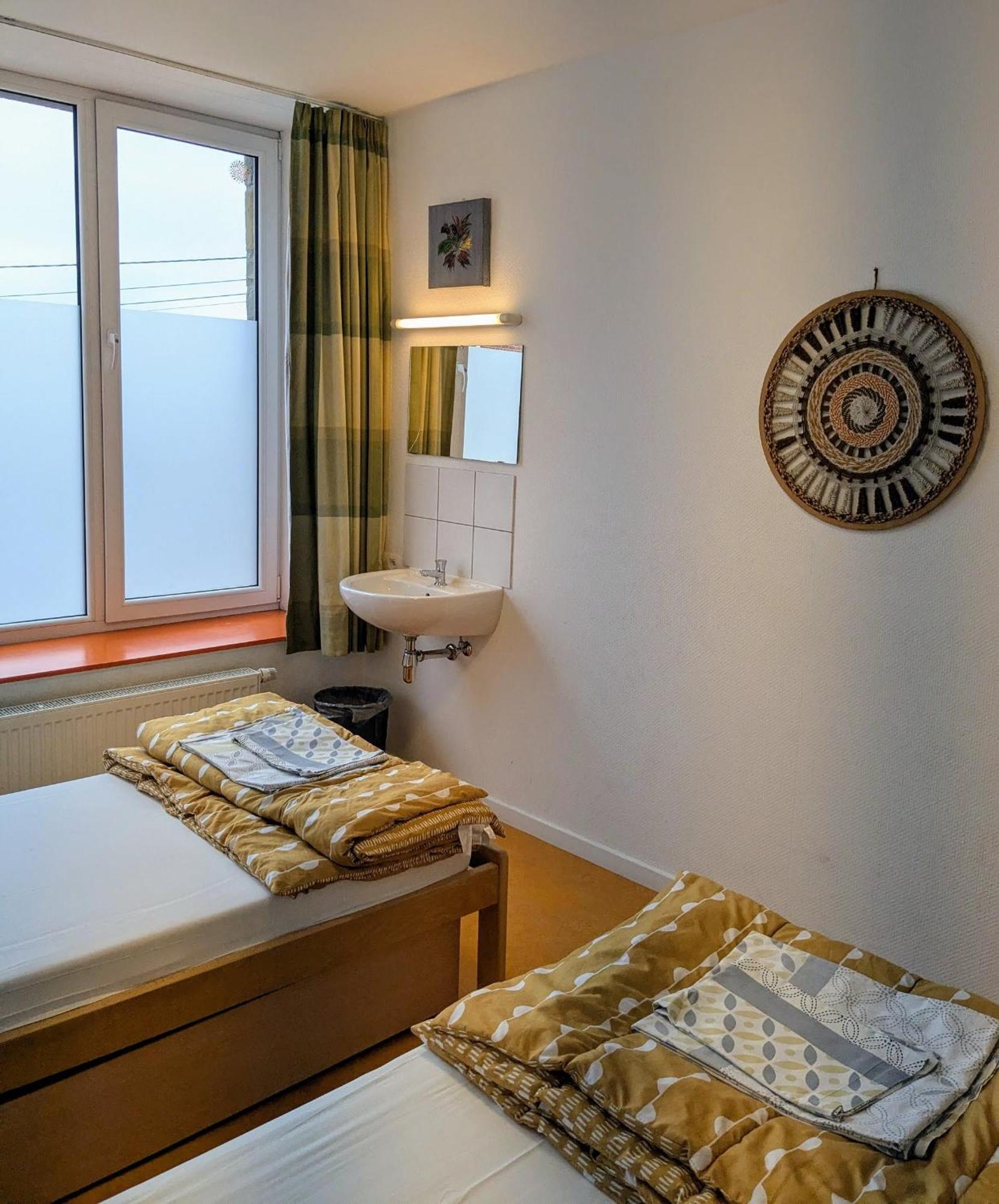 Le Fagotin - Youth Hostel Стумон Екстериор снимка