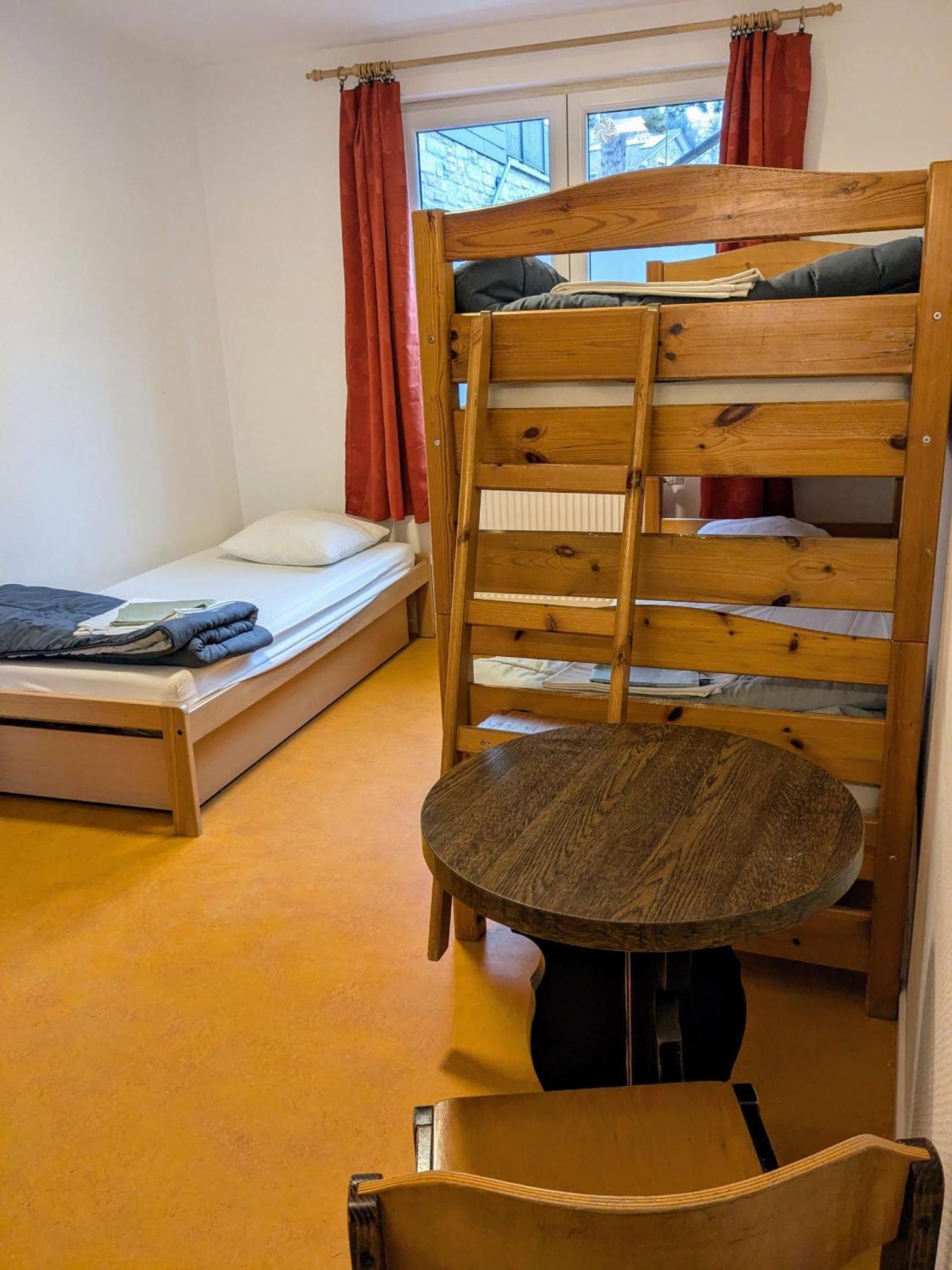 Le Fagotin - Youth Hostel Стумон Екстериор снимка