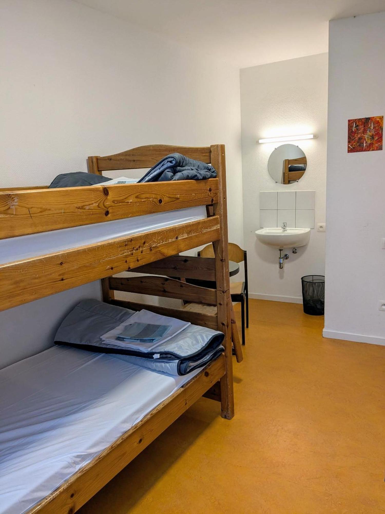 Le Fagotin - Youth Hostel Стумон Екстериор снимка