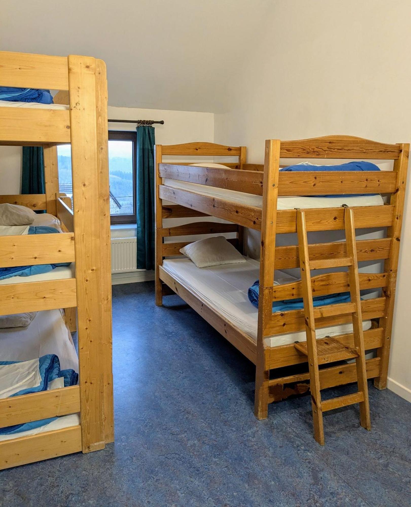Le Fagotin - Youth Hostel Стумон Екстериор снимка