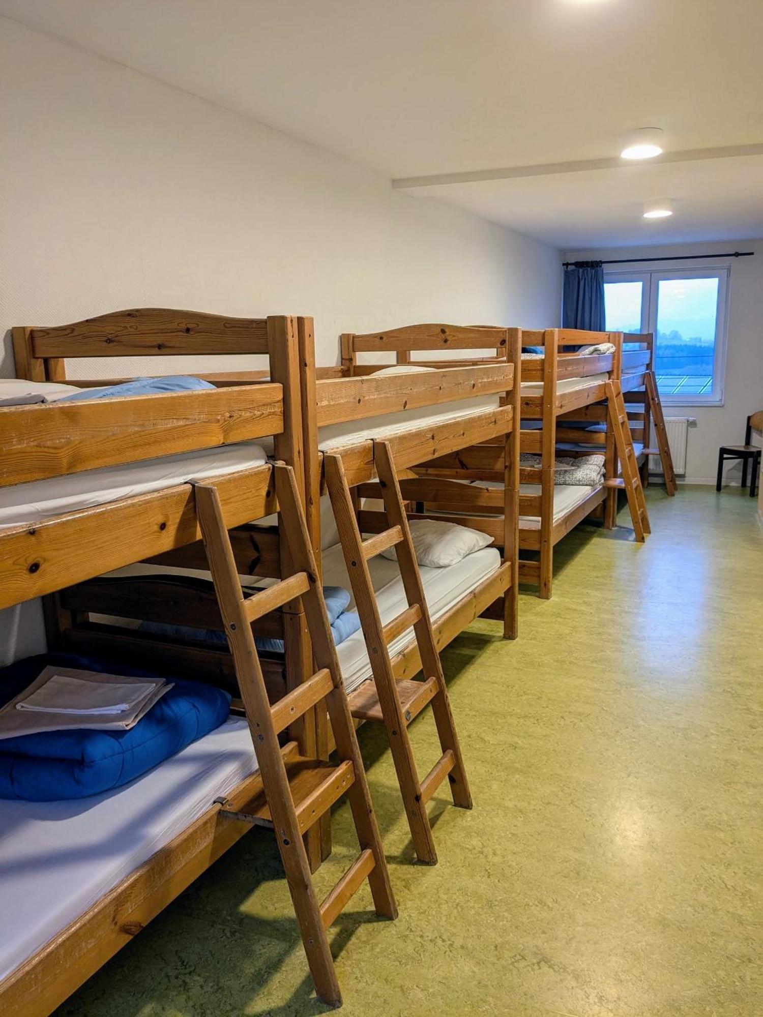 Le Fagotin - Youth Hostel Стумон Екстериор снимка