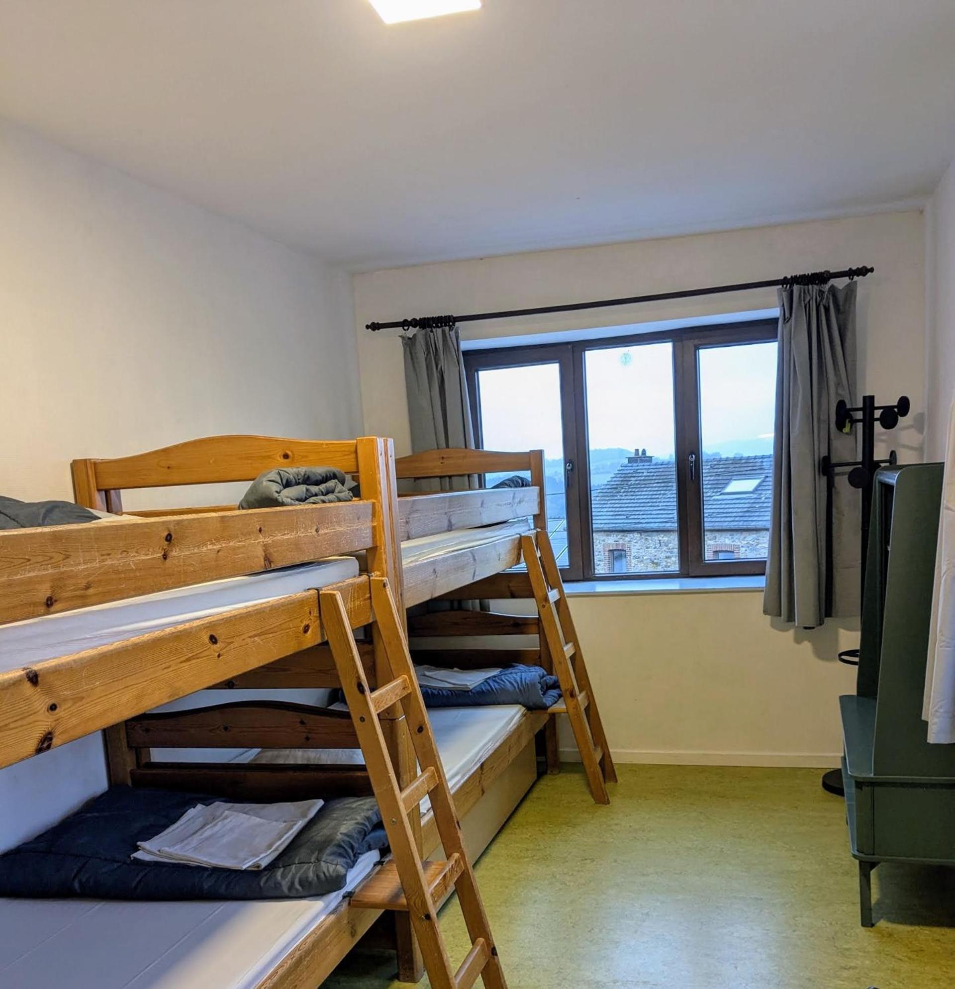 Le Fagotin - Youth Hostel Стумон Екстериор снимка