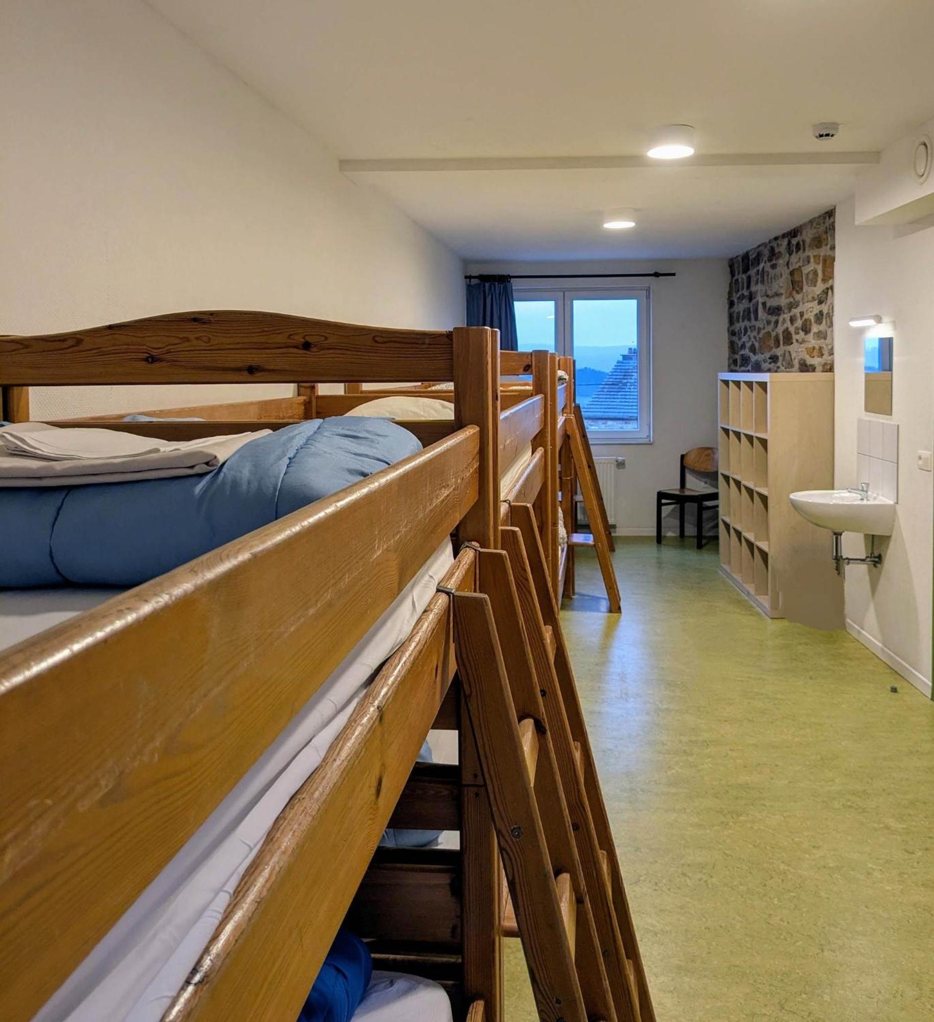 Le Fagotin - Youth Hostel Стумон Екстериор снимка